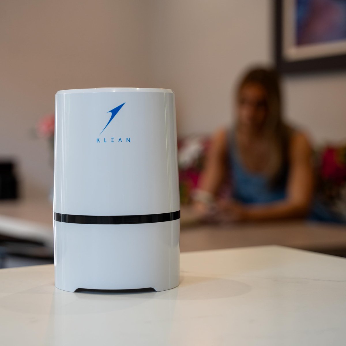 SnelShoppen - Klean Draagbare Luchtreiniger met HEPA- en Actieve Koolfilters - Desktop USB Luchtreiniger voor Thuis - Verwijdert Stof, Pollen, Rook en