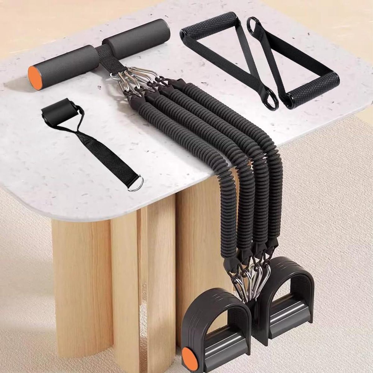 Fitness Pedal Trainer - Weerstandsbanden Set - Thuis Sporten - 4 Latex Tubes - 120 lbs - Zwart