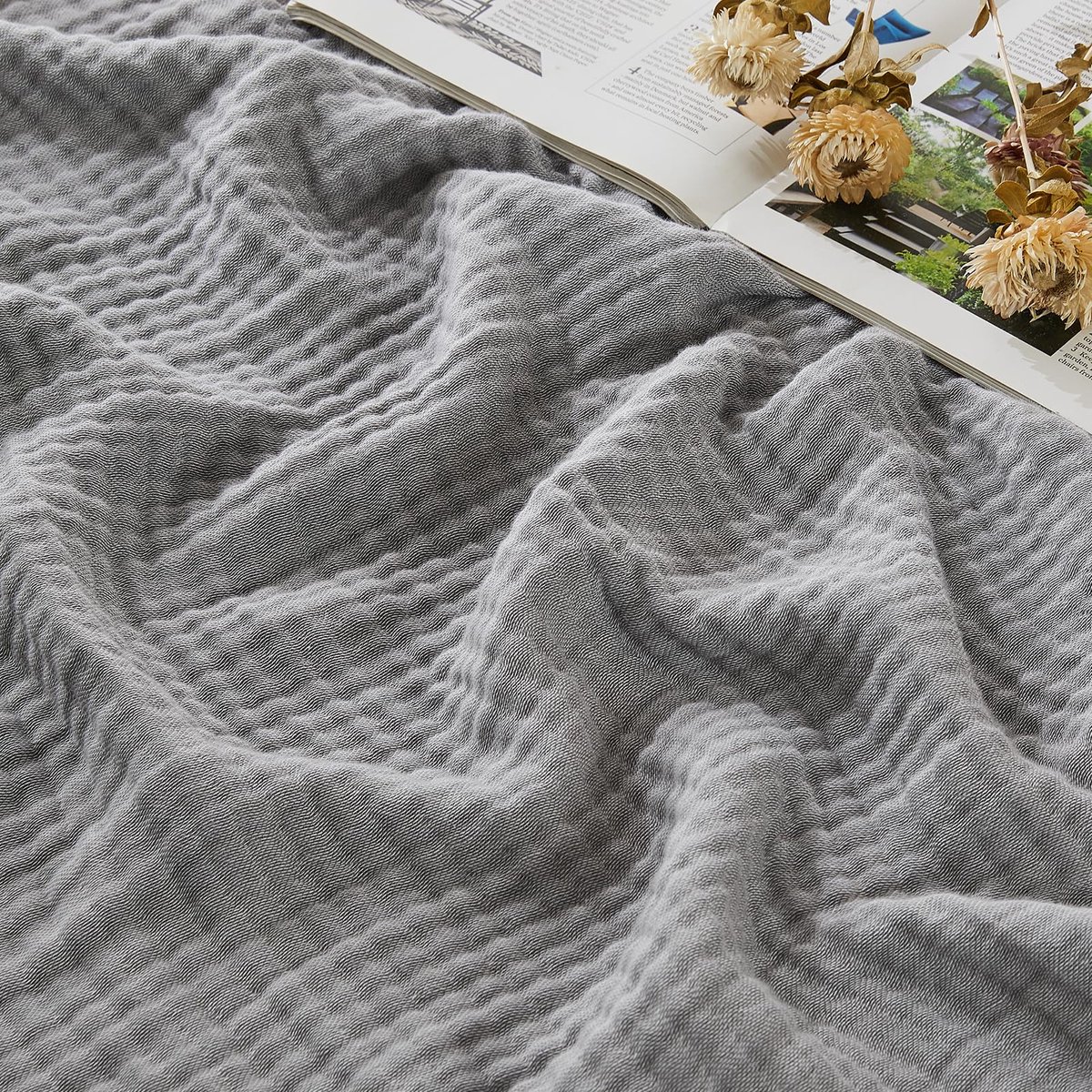 Spreideken, 167 x 228 cm, 4-laags gemêleerde weefsel, Oeko-Tex 100, zachte sprei en knuffeldeken van katoen voor bank en bed, gemêleerd middengrijs