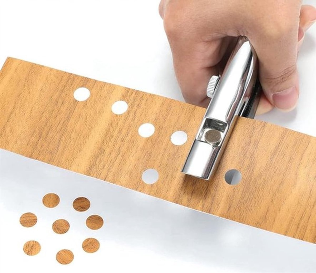 Gaatjesmaker 10 mm - Metalen Gaatjesmaker - Handmatige Gaatjesmaker - Voor Papier/PVC Kaarten - Schokbestendig - Duurzaam Ontwerp - Gaatjesperforator