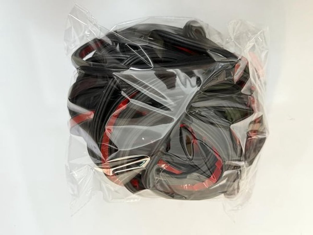 Deurrubber Zelfklevend - Geluidsisolatie - Waterdicht - Drievoudig 6-Hole Ontwerp - Flexibel - Lange Levensduur - Deurrubberstrip