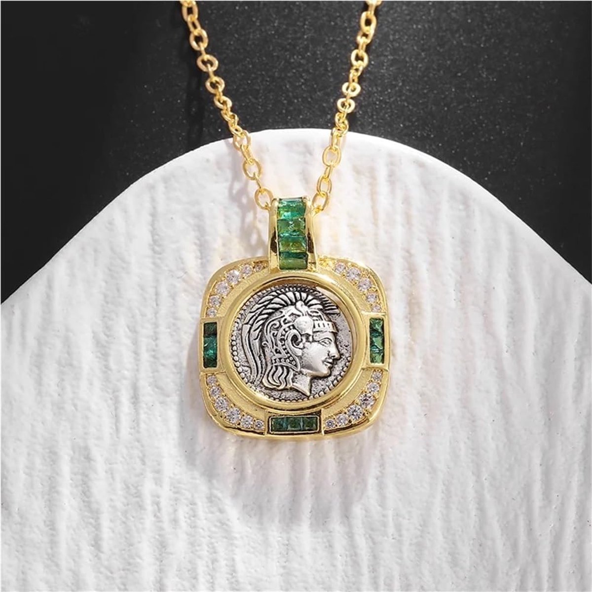 Athena Uil Hecate Wonderbaarlijke Medaillon Munt Ketting,Griekse Godin Koningin Munt Medaille Gepersonaliseerde Ketting Vrouwen