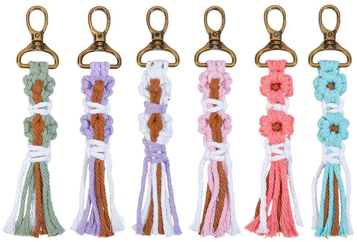 Dailygoods- Sleutelhanger 6 stuks - Gebreide Decoratie - Katoen Gevlochten - Bloemenkwastjes - Lichtgewicht - Stijlvol Accessoire - Sleutelkoord