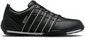 Zwarte K-Swiss sneaker met witte strepen en logo.