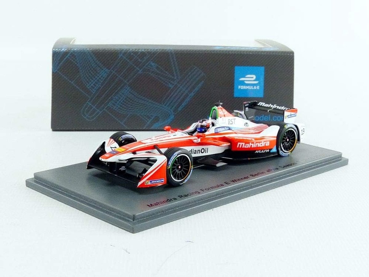 Mahindra Racing #19 Winner Berlin ePrix Season 3 (2016-2017) - 1:43 - Spark