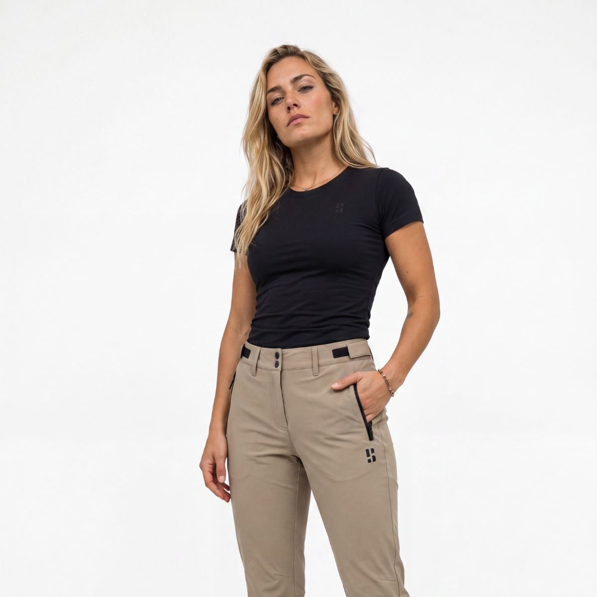 Poederbaas Outdoor T-shirt Merinowol Dames - SOLX - Merino Shirt voor wandelen & outdoor activiteiten - Zwart - Maat XL