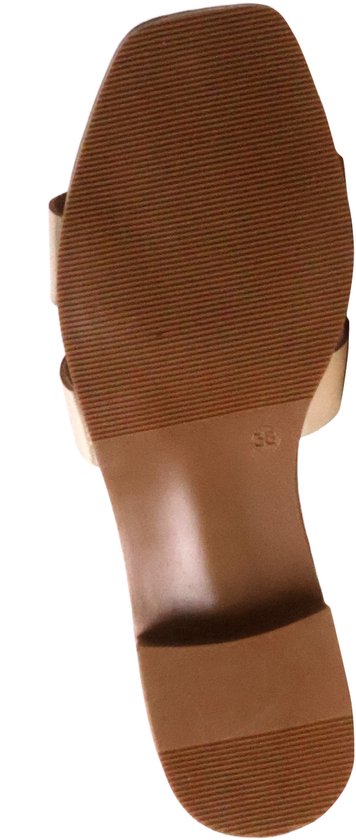 Leren sandalen met hak