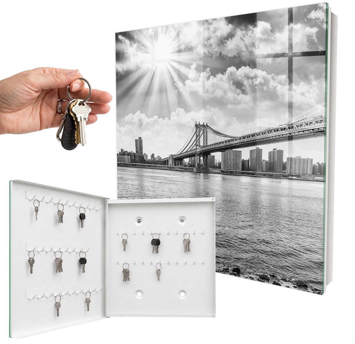 WallMuralia - Sleutelkast - 30x30x5 cm - met 50 haken - De Stad En De Brug Sleutelkastje Muur - Zwart-Wit Sleutelbox - Linksopenend - Wit interieur