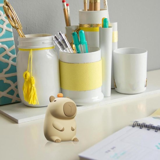 Capybara Nachtlampje - Slaapkamerlamp Dier - Rustgevende Sfeer - Zacht Siliconen Materiaal - 12.8 x 9 x 12.8 cm - Wit — afbeelding 3