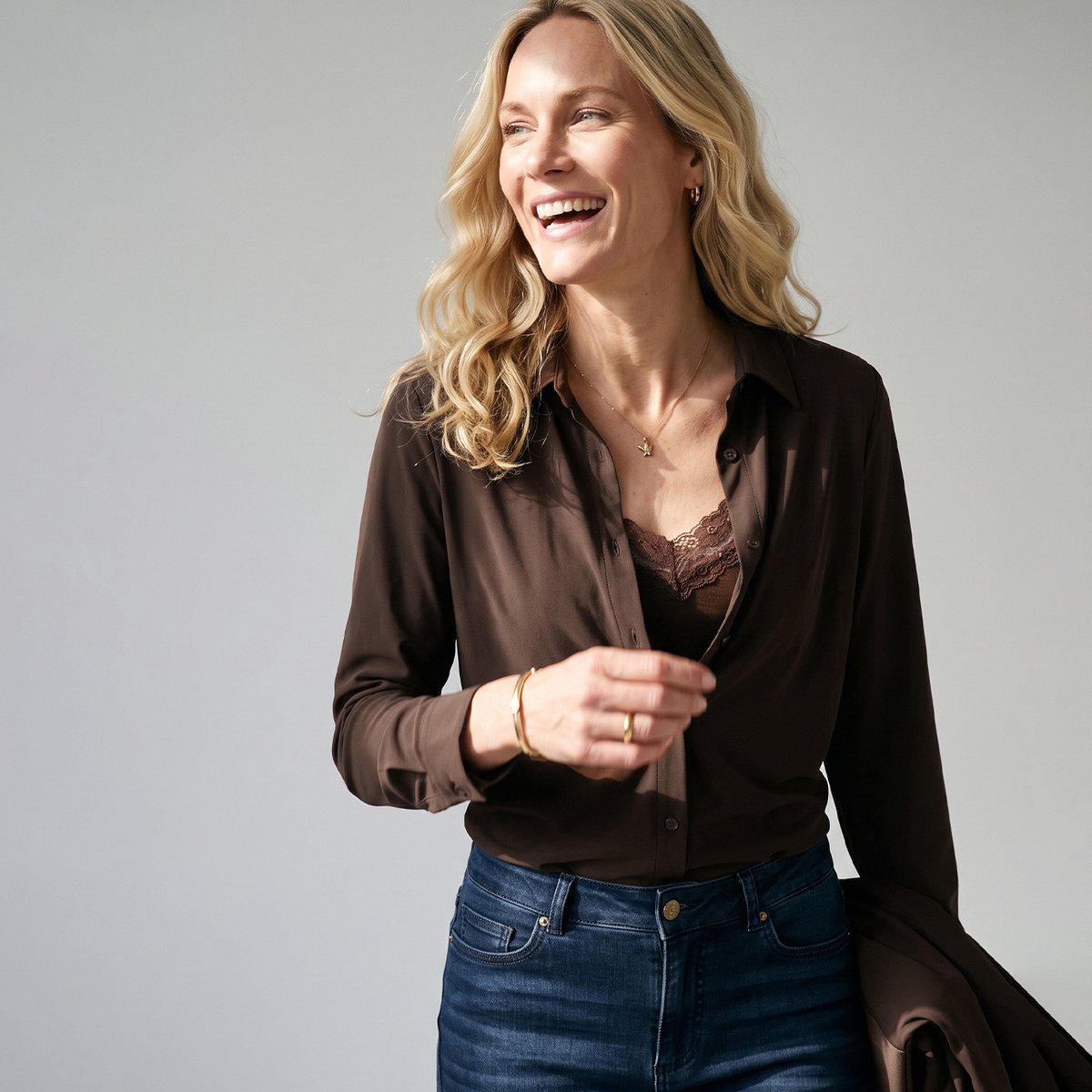 Je m'appelle Travelstof At Work Blouse Met stretch - Bruin - Maat XL