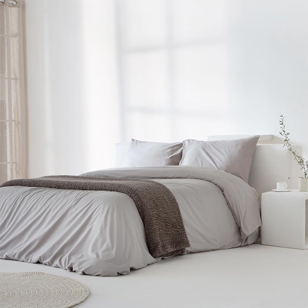 SnelShoppen - Dekbedovertrek 200 x 200 cm Grijs, 100% Katoen, Percal, Inclusief 2 Kussenslopen, Knoopsluiting, Ideaal voor slaapkamer en luxe uitstral