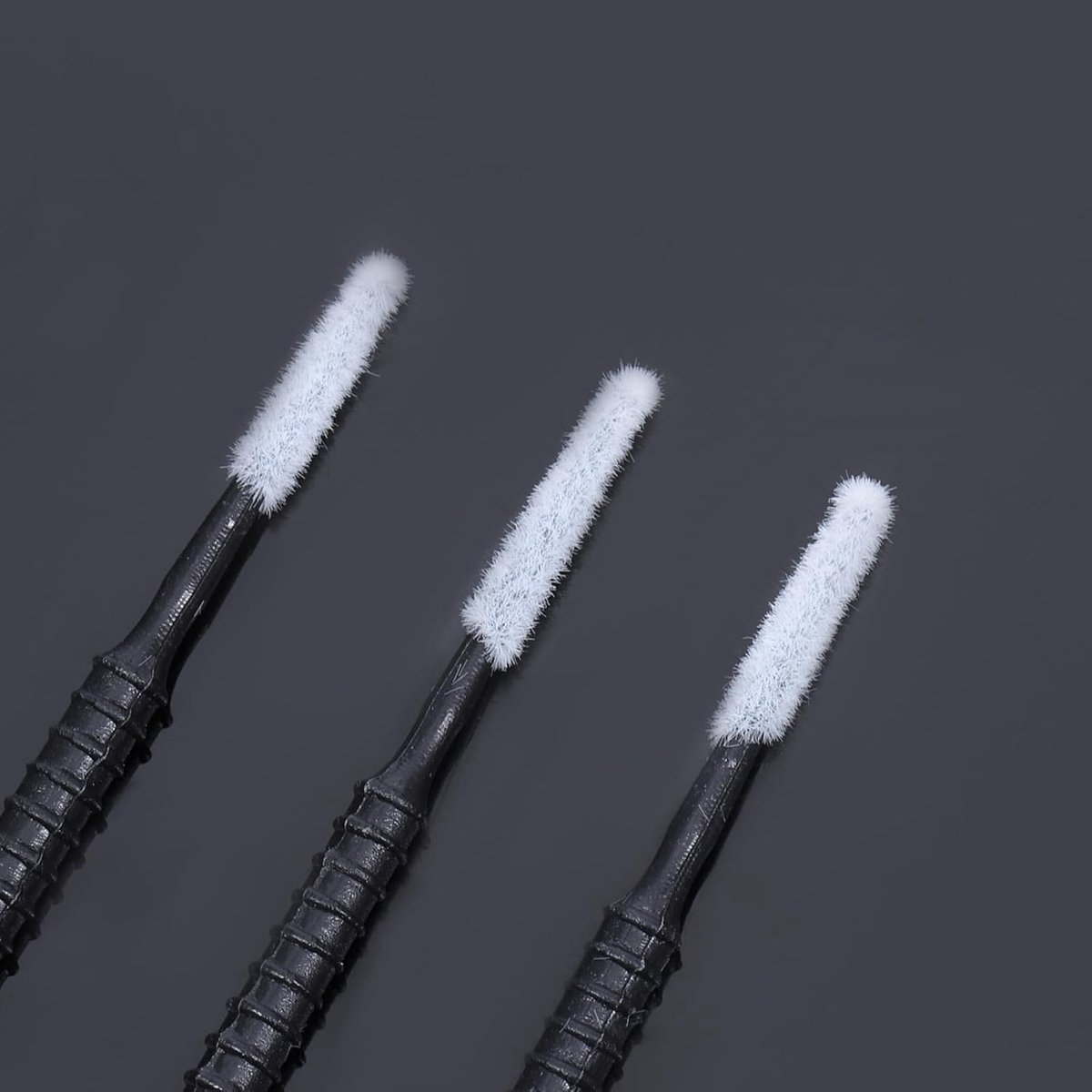 SnelShoppen - Pack van 200 Wegwerp Micro Applicator Brushes voor Wimperextensions - 10 cm Lange Schoonmaakstokken - Lintvrije Microfiber Borstels voor
