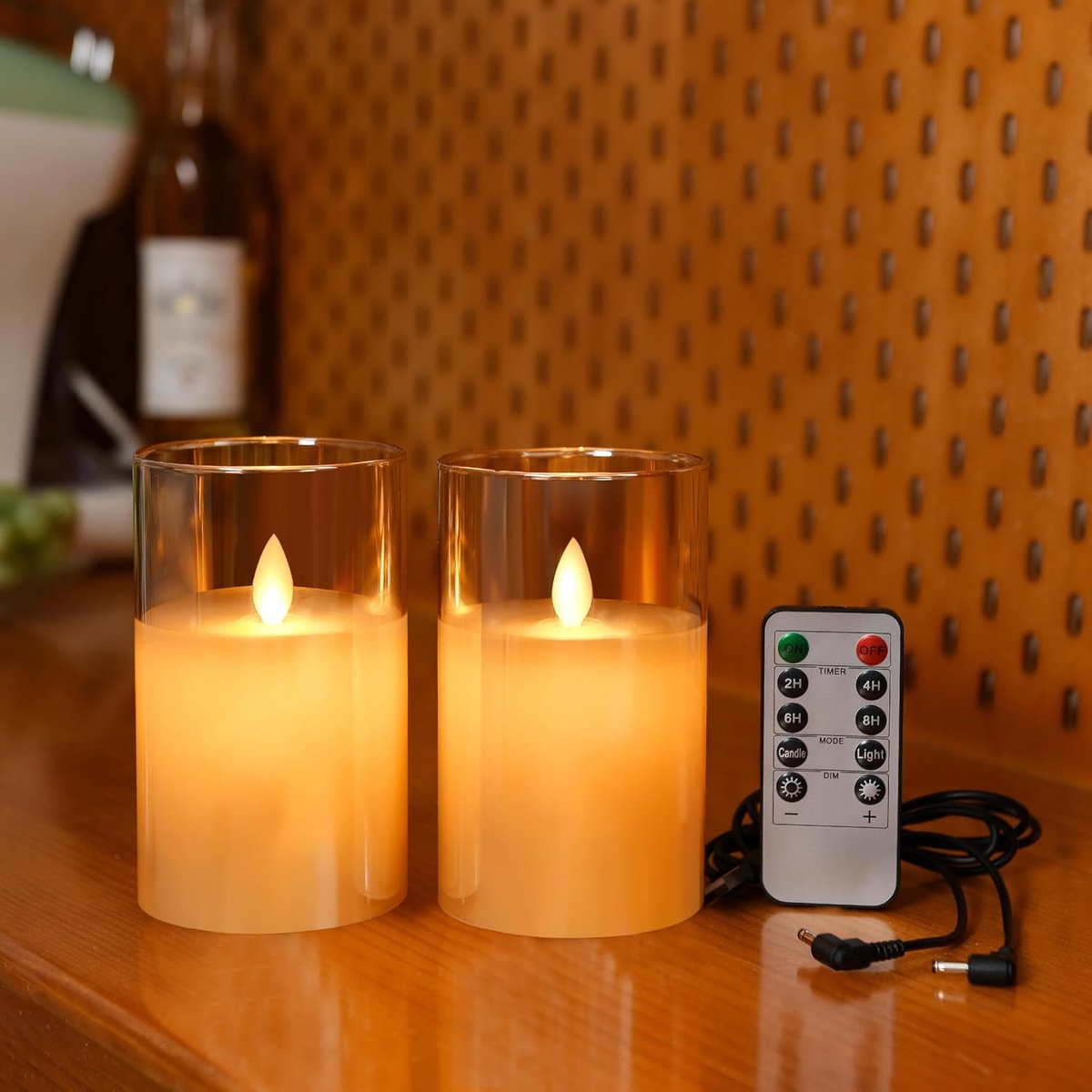 SnelShoppen - Set van 2 Oplaadbare LED Kaarsen met Bruine Glazen Houder, Flikkerende Vlam, Afstandsbediening, Kerstkaarsen met USB-kabel, Vlamvrije Ka