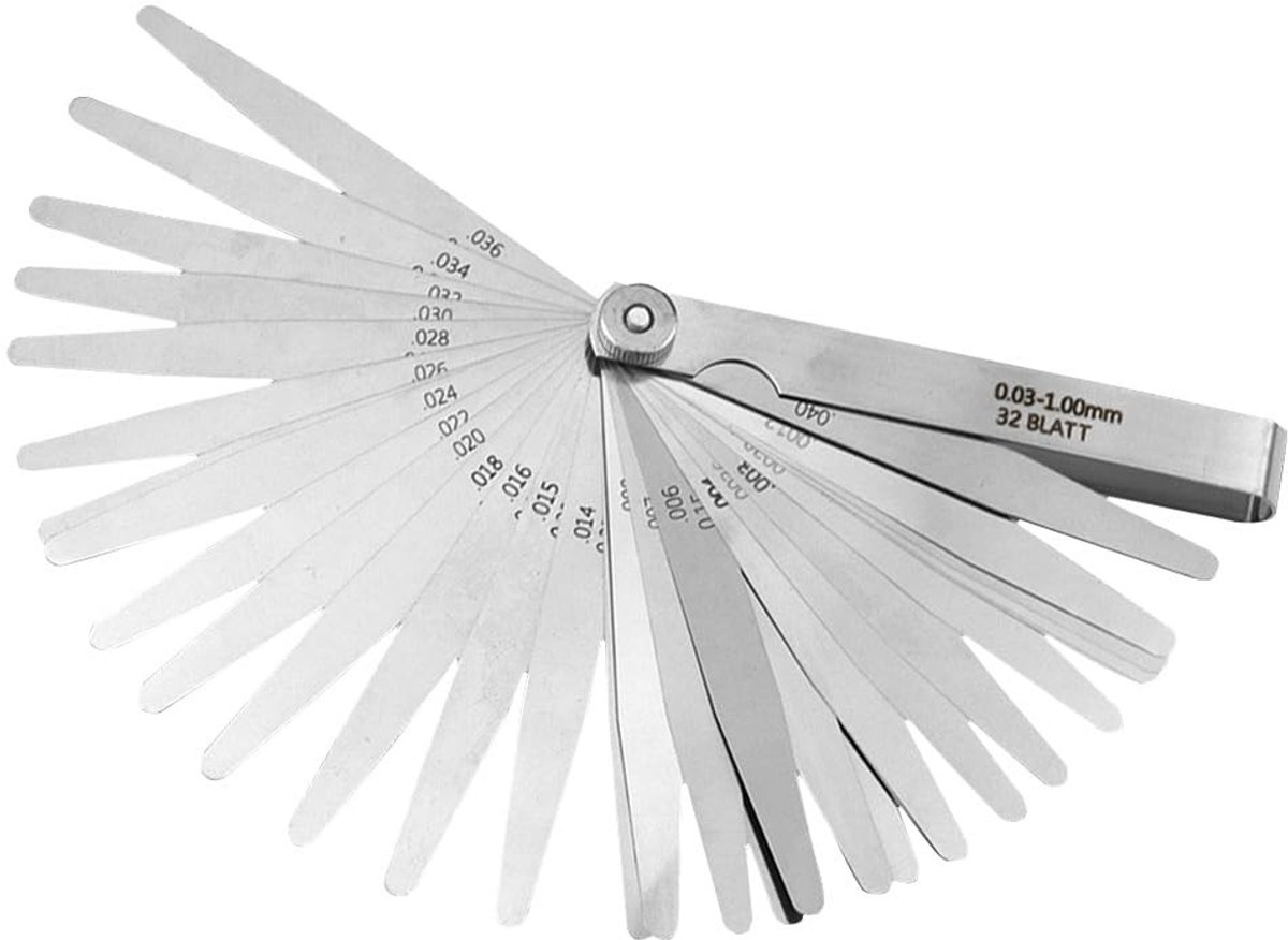 Dailygoods- Voelermeter 32 Messen - Nauwkeurig Meetgereedschap - Roestvrij Staal - Metrische/Imperial Afmetingen - Klein Formaat - Duidelijk Gelabeld - Meetinstrument