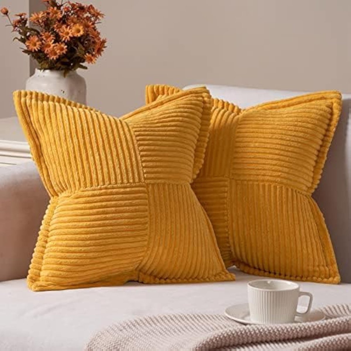 Decoratieve Kussenslopen 50cm x 50cm in Oranje-Geel Corduroy - Set van 2 voor Sofa en Woonkamer, Herfst Home Accessoires en Kussenhoezen