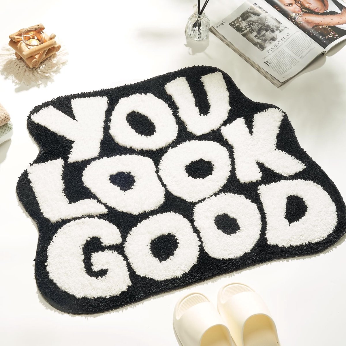 Badmat - You Look Good - Zwart-wit, antislip - 61 cm