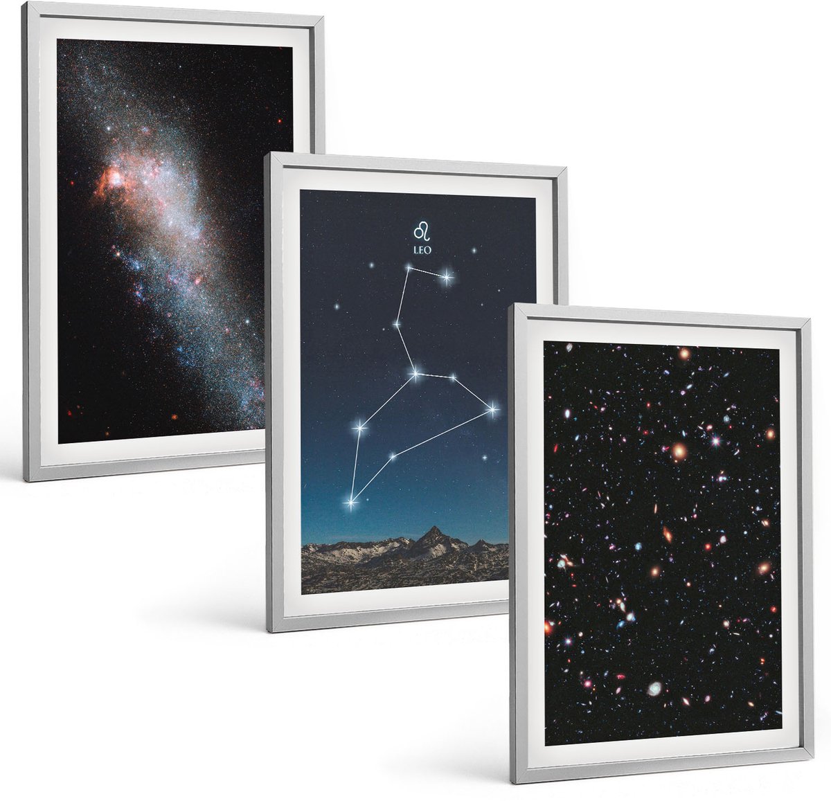 TULUP 4-Delige Schilderij Set - Sterrenbeeld Leeuw, Melkwegstelsel en de ruimte - 40 x 60 cm - Wanddecoratie - Muurdecoratie - Woonkamer Zilveren lijst