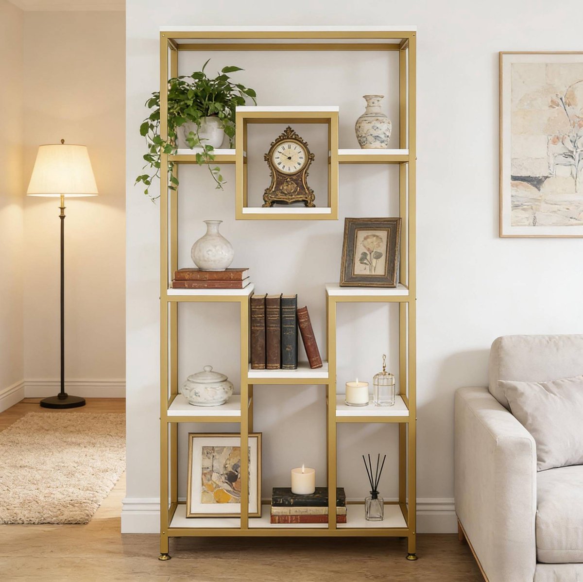 Wishdor Boekenkast - Geometrisch design - Open vakken - Vrijstaand - Goud wit - Metaal en hout - Voor woonkamer en slaapkamer - Design kast - 90 x 34 x 182 cm