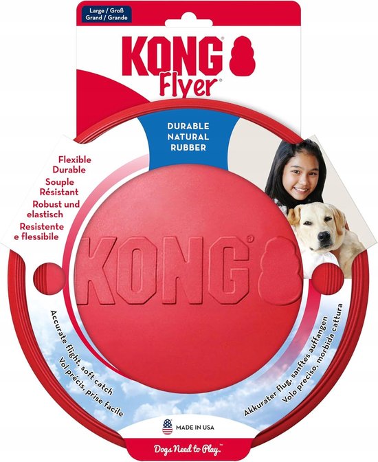 Rode Kong Flyer frisbee, gemaakt van duurzaam rubber. Een lachend meisje en een golden retriever kijken toe.