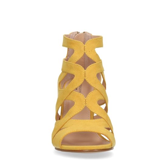 Gele opengewerkte sandalen met hak | bol