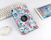 P.C.K. Boekhoesje/Bookcover/Case draaibaar hoesje lichtblauw met roze bloemen print geschikt voor Samsung Galaxy TAB A T510 (2019) MET PEN EN GLASFOLIE