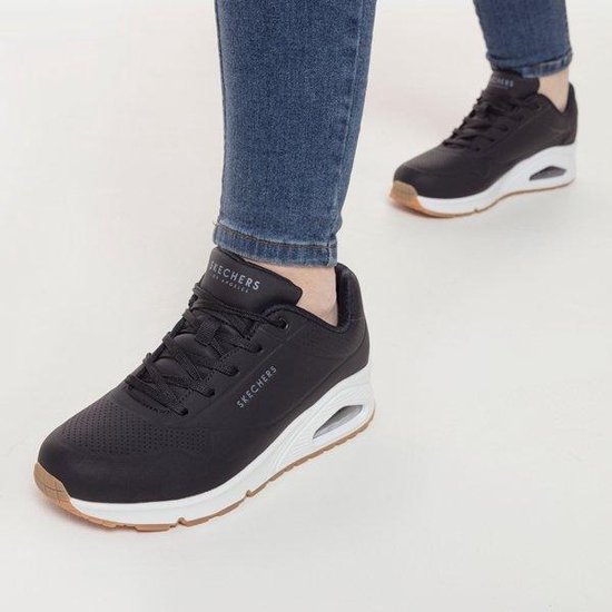 Uno - Stand on Air | SKECHERS