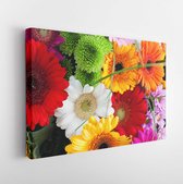 Onlinecanvas - Schilderij - Kleurrijk Lenteboeket Met Veel Verschillende Bloemen Art Horizontaal Horizontal - Multicolor - 50 X 40 Cm