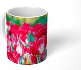 Mok - Rode tulpen met groene bladeren - 350 ML - Beker