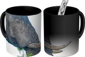 Magische Mok - Foto op Warmte Mokken - Koffiemok - Close-up van een Afrikaanse olifant - Magic Mok - Beker - 350 ML - Theemok