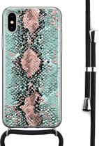 iPhone X/XS hoesje met koord - Slangenprint pastel mint | Apple iPhone Xs crossbody case | Zwart, Transparant | Slangenprint