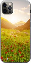 Geschikt voor iPhone 13 Pro Max hoesje - Bloemen - Berg - Zon - Siliconen Telefoonhoesje
