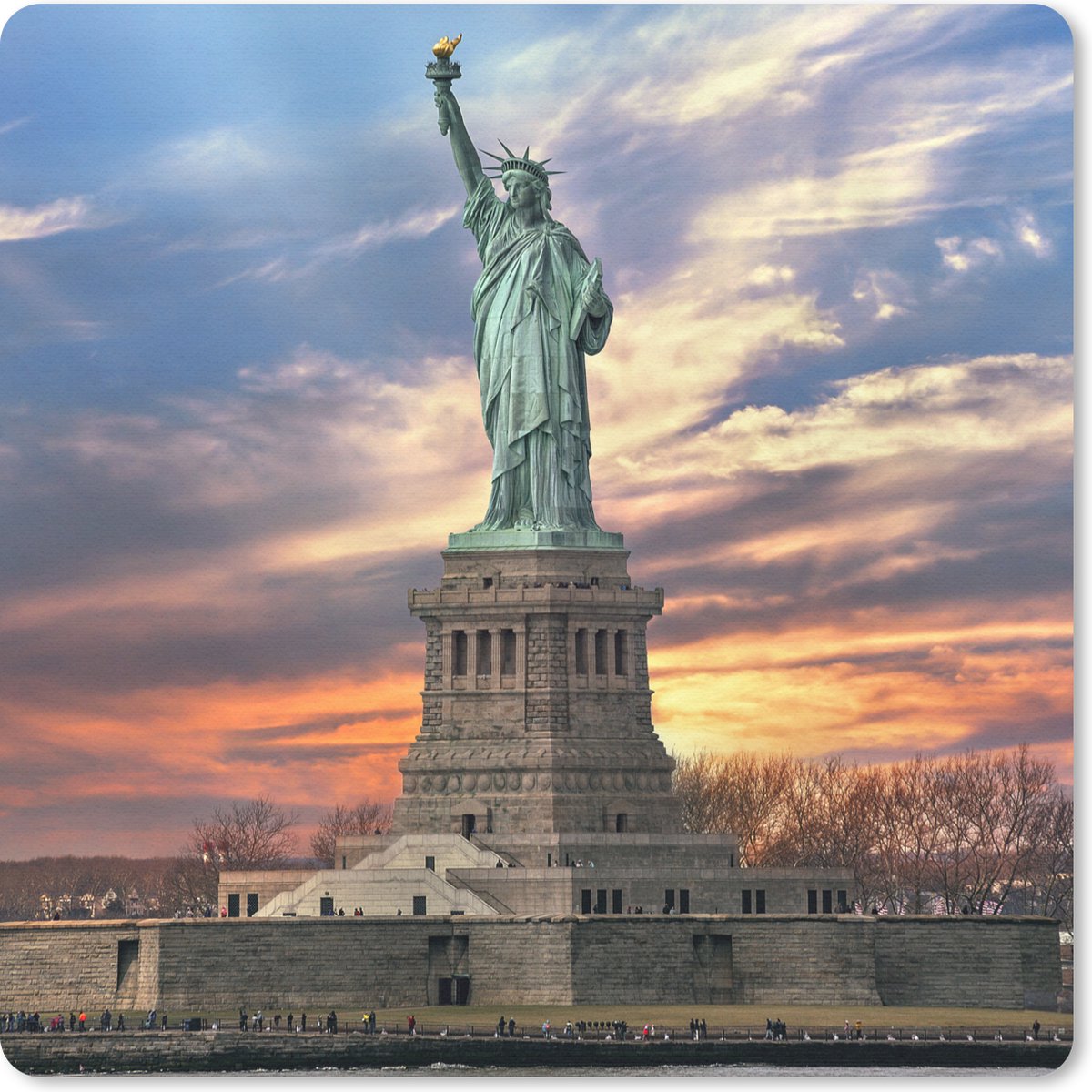 Muismat 30x30 cm - Mousepad Vrijheidsbeeld in New York tijdens zonsondergang - Muismatten