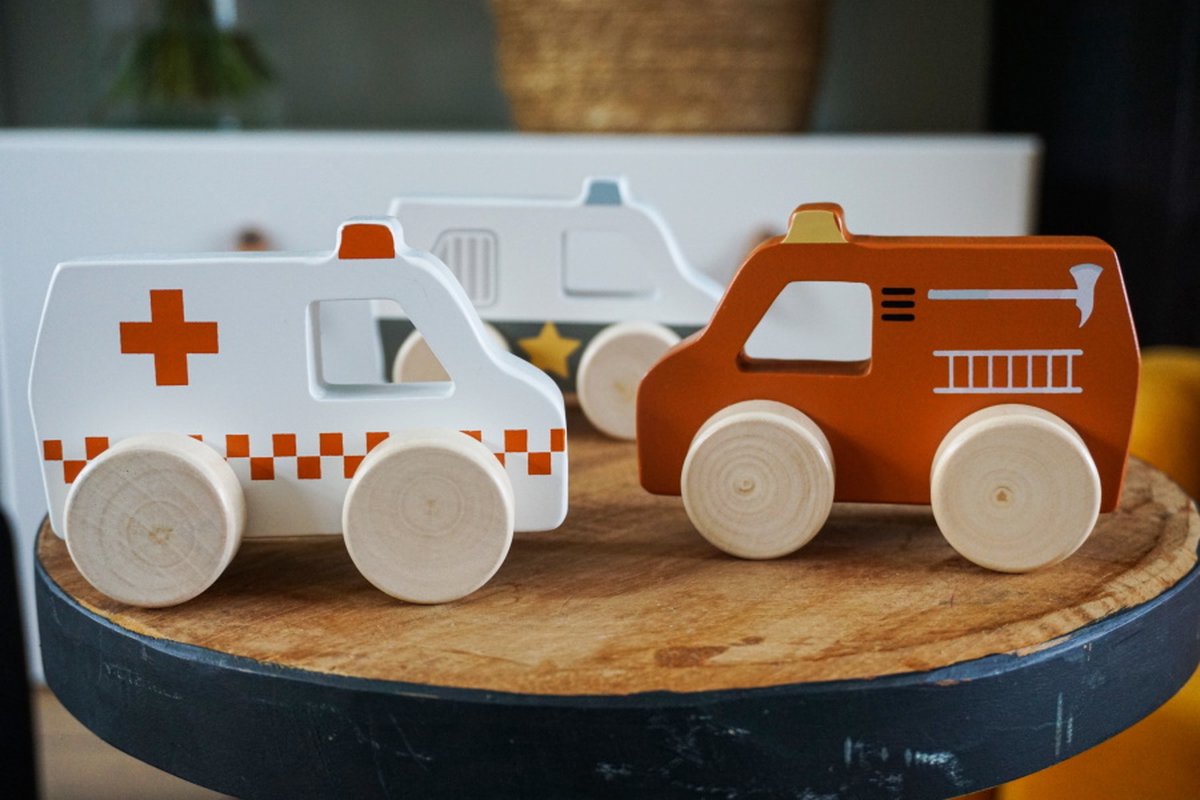 Tryco Houten Brandweerauto - Houten Speelgoedauto - Brandweerwagen met Handvat - Stimuleert Fantasierijk Spel - Vanaf 18 Maanden Rood — afbeelding 12