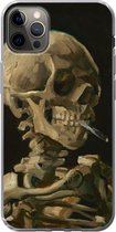 Geschikt voor iPhone 13 Pro Max hoesje - Kop van een skelet met brandende sigaret - Vincent van Gogh - Siliconen Telefoonhoesje