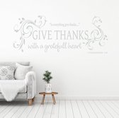 Muursticker Give Thanks -  Lichtgrijs -  80 x 32 cm  -  alle muurstickers  woonkamer  engelse teksten  religie - Muursticker4Sale