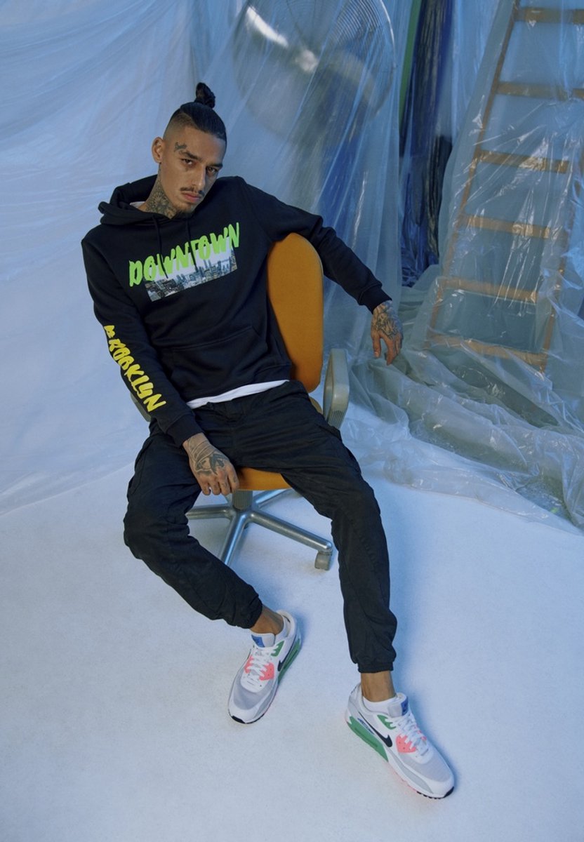 Mister Tee Downtown Hoody -S Black2