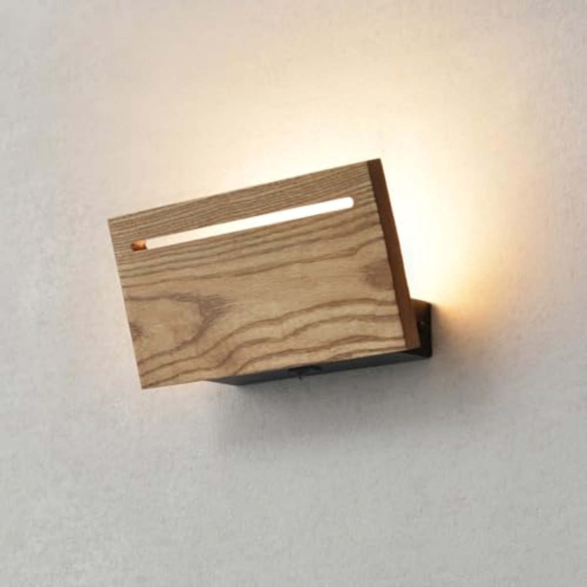 Wandlamp van hout - Stijlvolle verlichting voor elk interieur