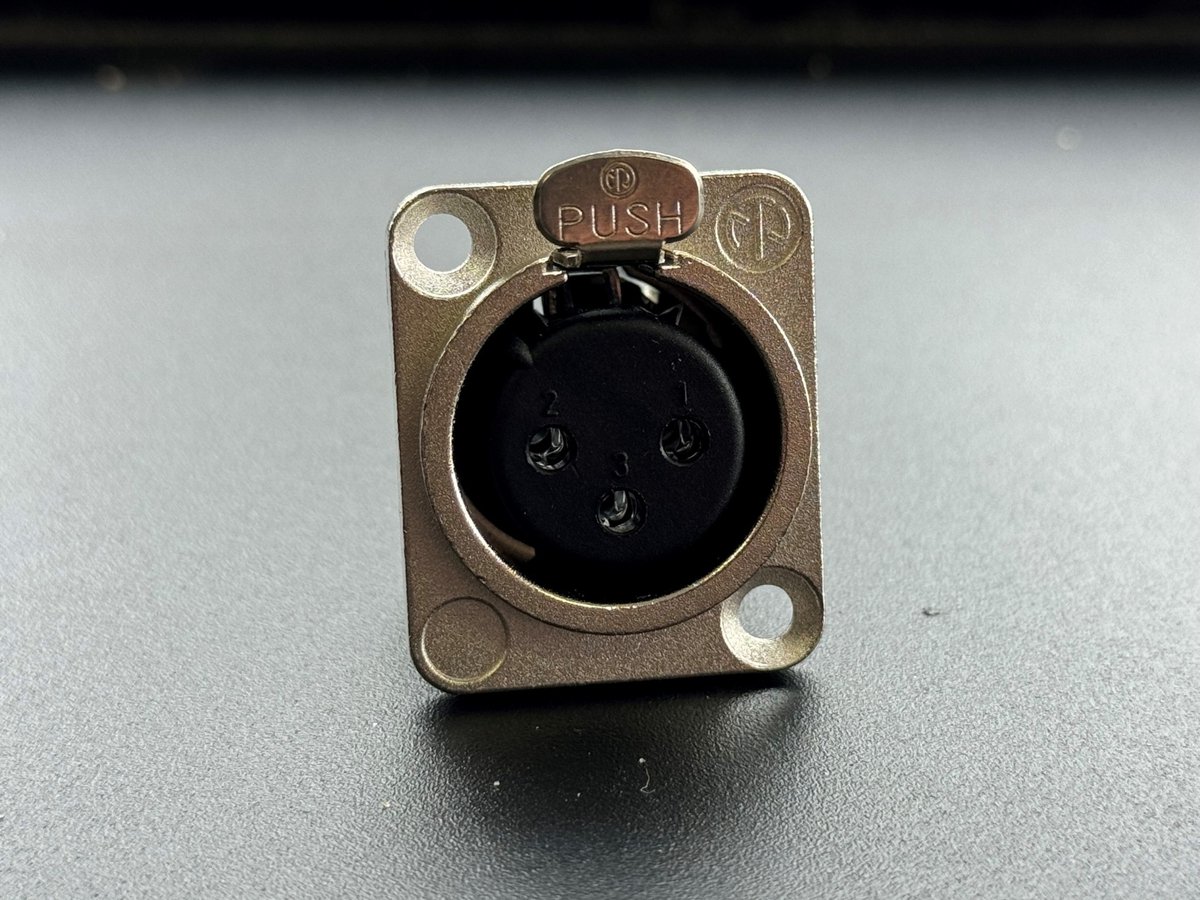Silema - XLR 3p. chassis metaal (Laadchassis / Laadplug)