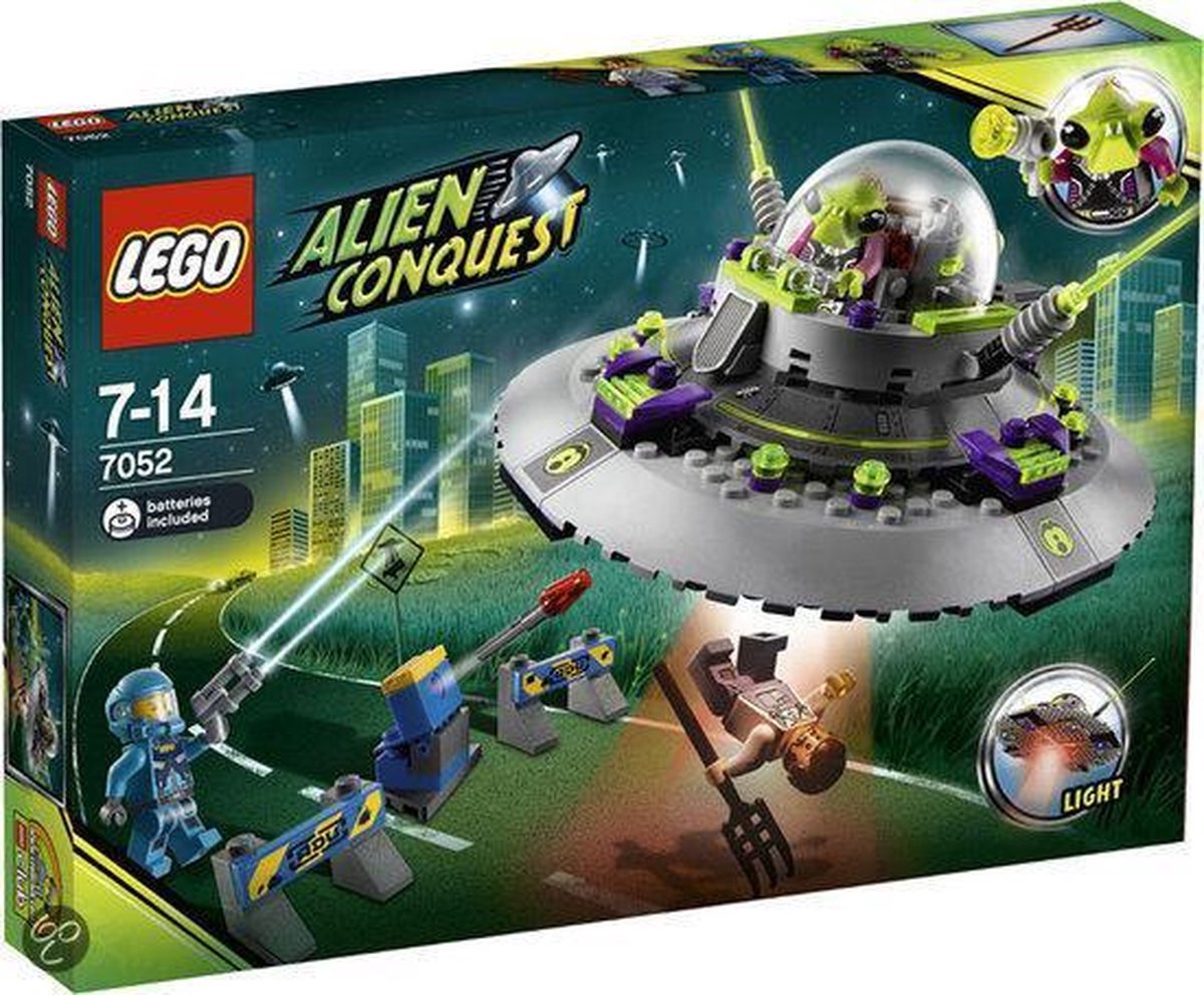 LEGO Alien Conquest UFO Ontvoering - 7052