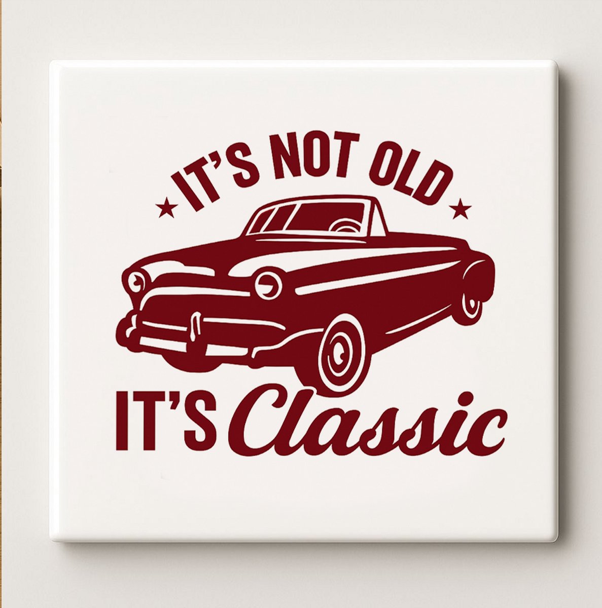 Nevolis It’s Not Old It’s Classic Keramische Tegel – 15x15 cm Vintage Auto Ontwerp Wandtegel – Perfect Cadeau voor Autoliefhebbers & Retro Huisdecoratie Multi Color