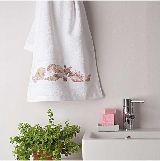 Borduurpakket handdoek schelpen met voorbedrukte rand om te borduren Rico  Design... | bol.com