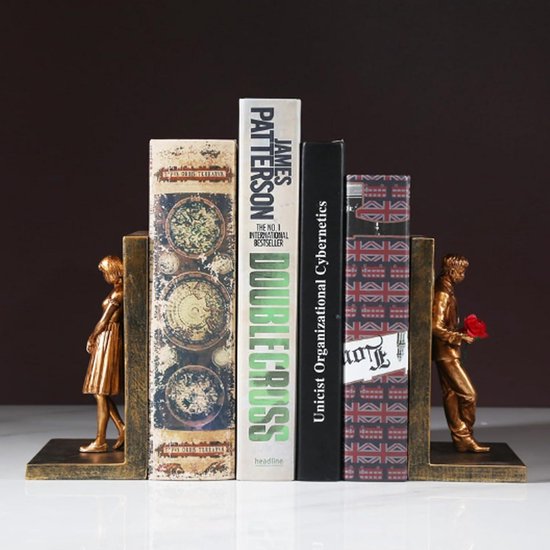 Zware Boeken Ondersteuning Boekensteunen Creatief Bücher Halter SQAQS Banksy Couple Creative Buchstützen, Heavy Duty Bücherregal The Art Of War Zware Boekensteun Handgemaakt Handgeschilderde Sculptuur