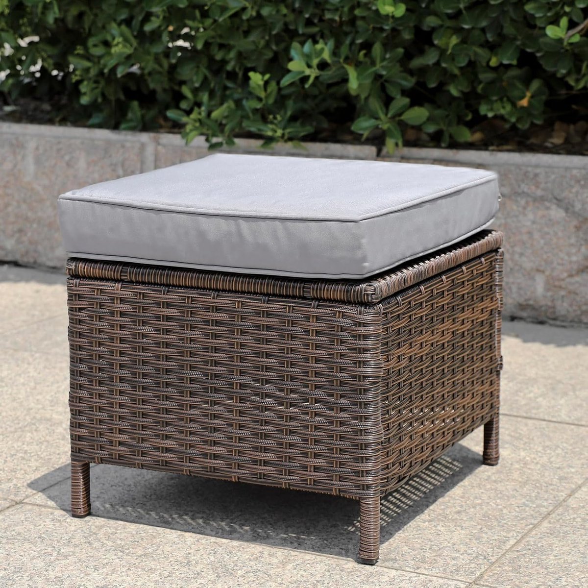 Polyrotan Tuinkruk met Kussen - Set van 2 - Bruin - Ideaal voor Balkon en Tuin - 40x40 cm