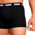 Close-up van zwarte Puma boxershorts met witte PUMA-band