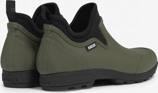 Kaki Aigle laarsjes, achterkant weergave. Zwarte zool en zwarte instap.