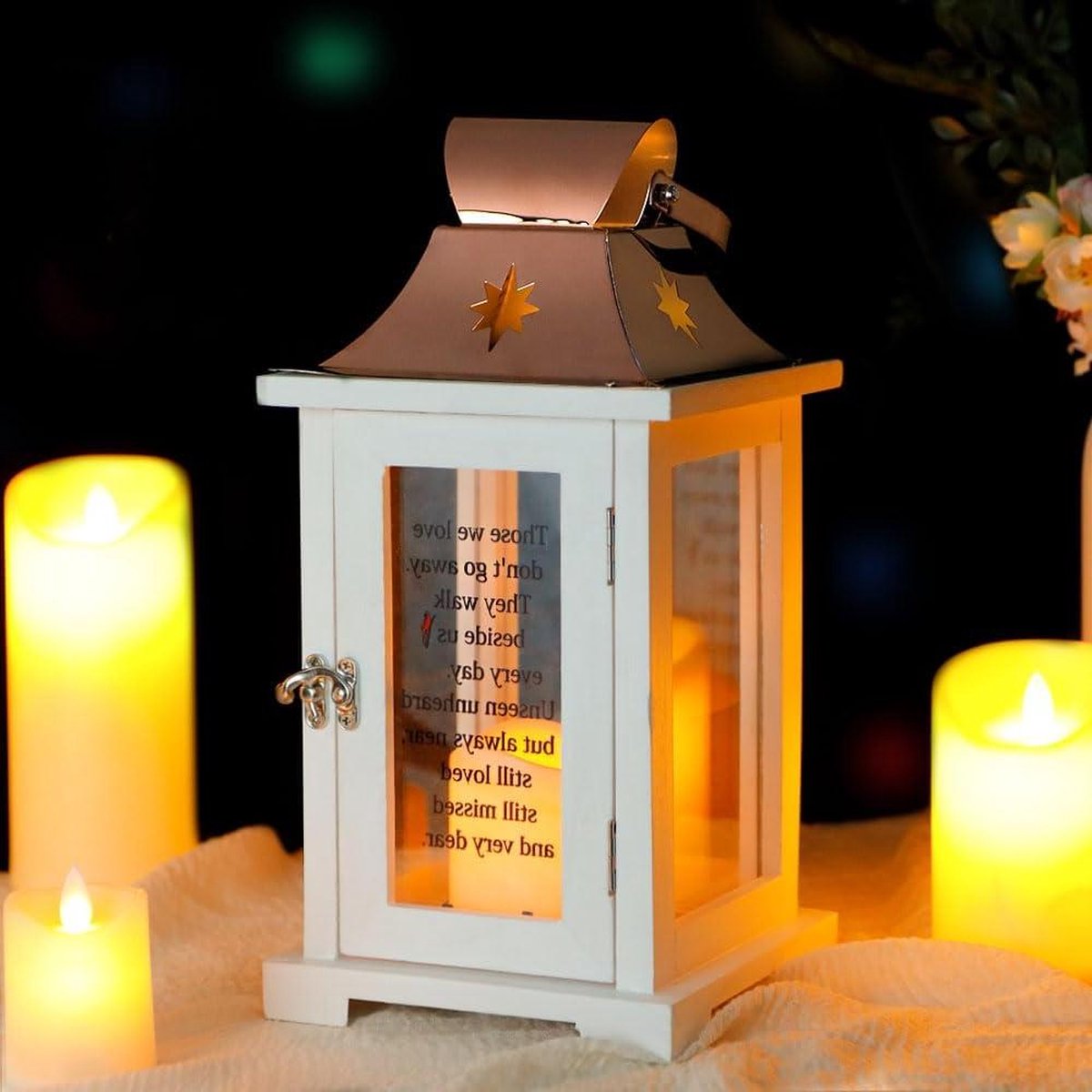 12.5''H Walk Beside Us Herinnering Lantaarn - rouw Sympathie Gift - ter nagedachtenis aan geliefde - Viering van het Leven Herdenkingsgeschenken - begrafenislantaarn .