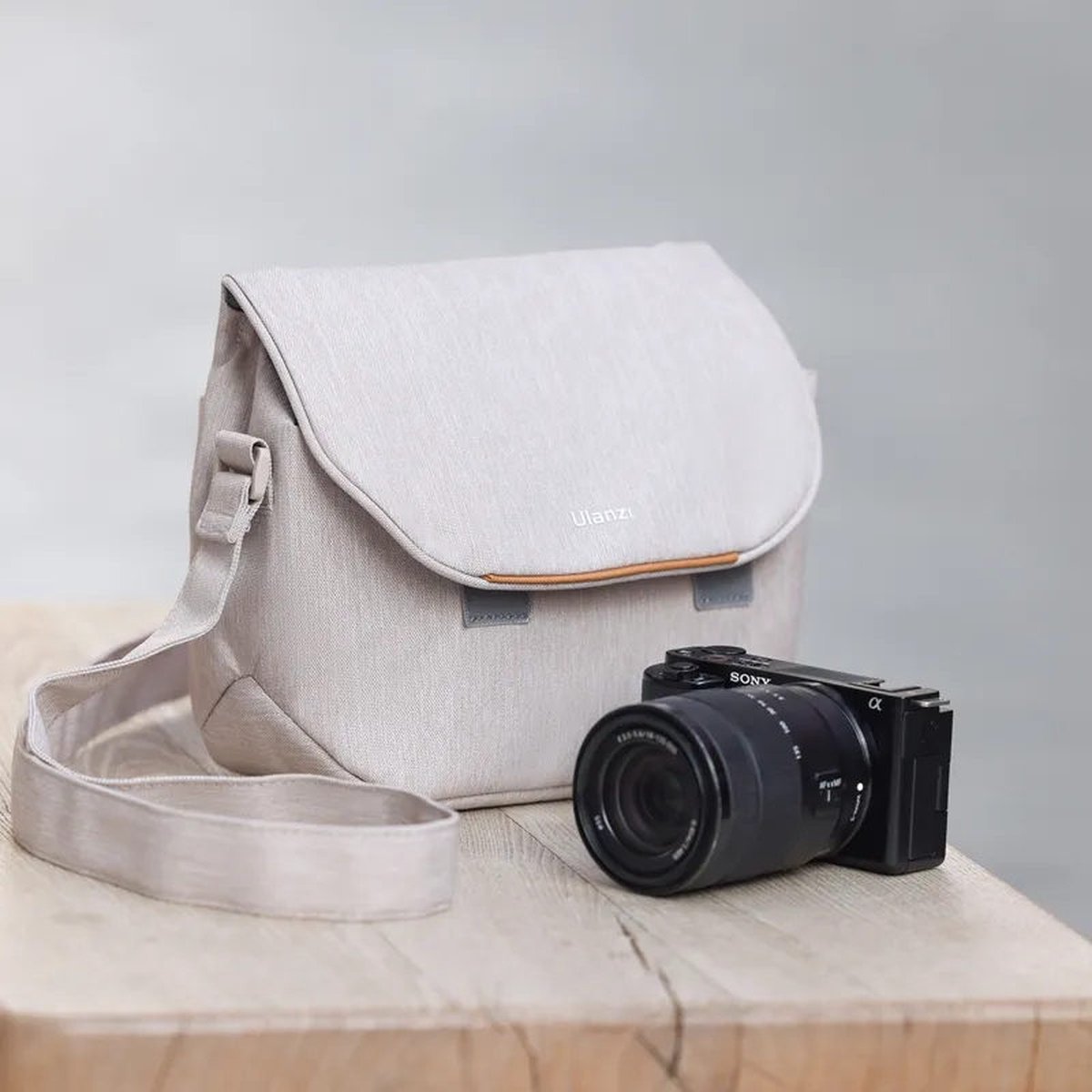 Ulanzi F01 Sling - Compacte Schoudertas voor Camera - Beige – foto 5