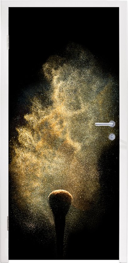 Deursticker Goud poeder op een zwarte achtergrond - 90x215 cm - Deurposter