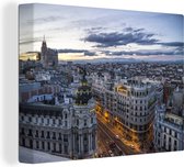 Canvas Schilderij Madrid - Zon - Architectuur - 40x30 cm - Wanddecoratie