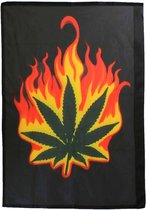 Burning Leaf Brandend Marihuana Wietblad Flag Vlag Zwart/Groen/Rood/Oranje